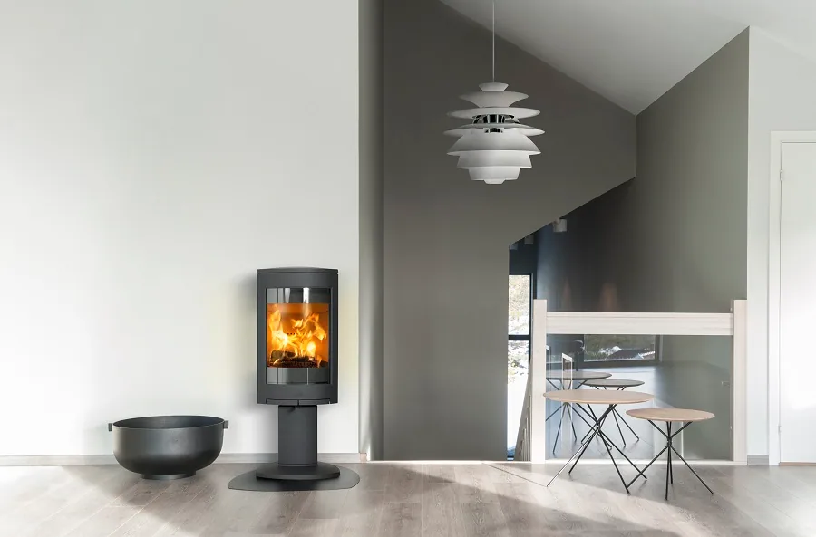 Kaminofen Jøtul F 373 im Wohnraum